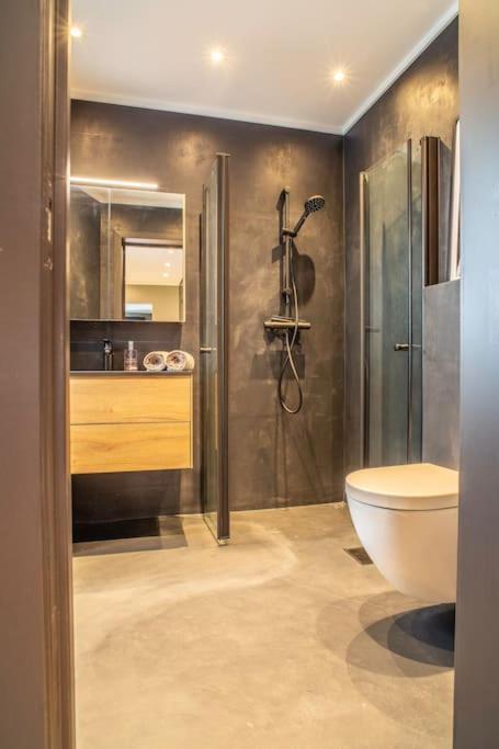 Апартаменты Near Brosundet, Newly Refurnished, Free Street Parking Олесунн Экстерьер фото